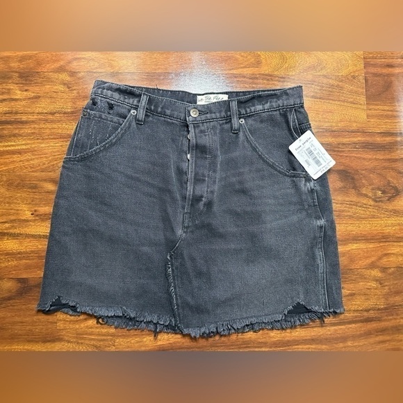 free People Brea Cut Off High Rise Mini Skirt size 31 NWT - Picture 4 of 5
